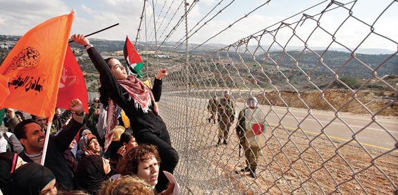 הפגנה פלסטינים / צלם: רויטרס
